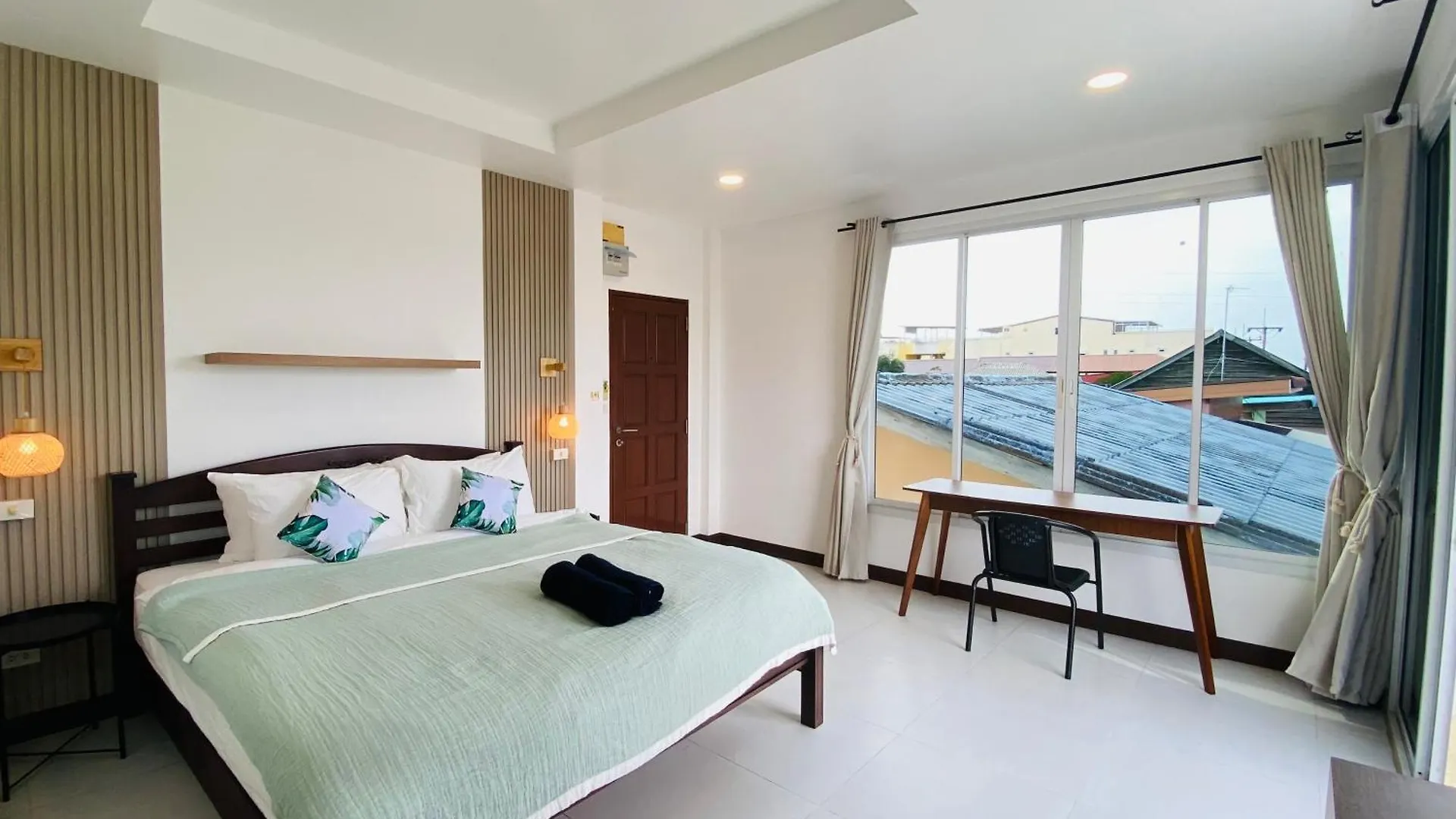 Konukevi The Tide House Otel Ko Lanta