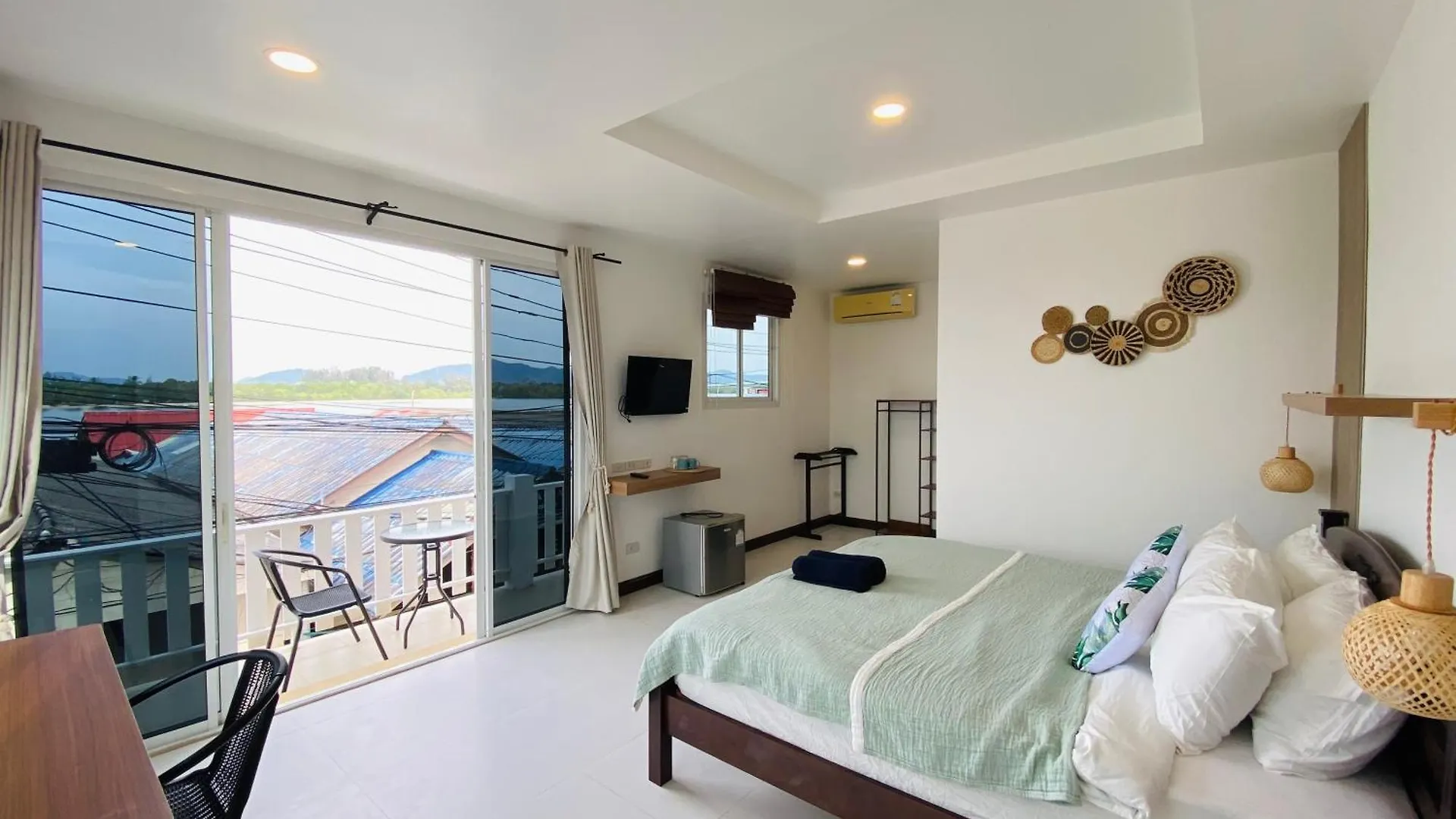Konukevi The Tide House Otel Ko Lanta